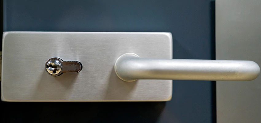 Change Patio Door Locks in Quartz Hill, California